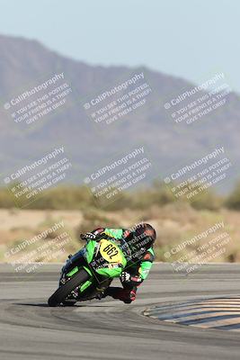 media/Oct-04-2025-CVMA (Sat) [[408bcdd6e4]]/Race 13-Amateur Supersport Open/